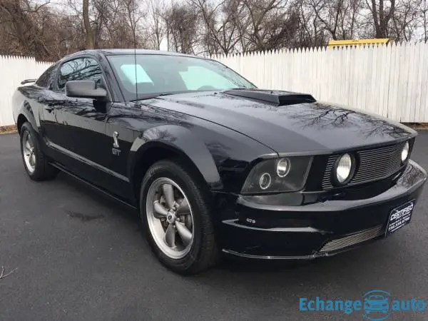 Ford Mustang Gt v8 2006 prix tout compris