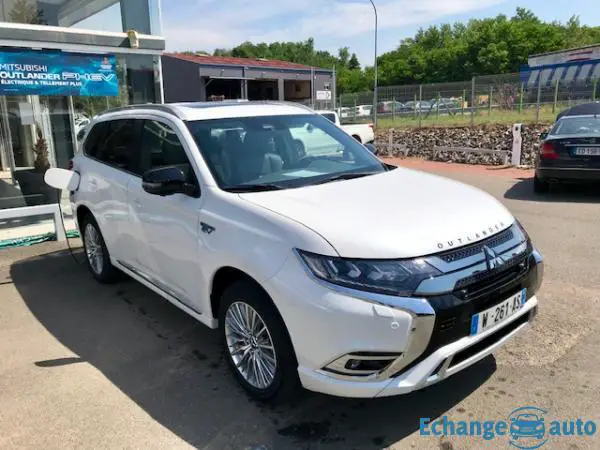 Mitsubishi Outlander PHEV 3 III (2) TWIN MOTOR 4WD INSTYLE MY19