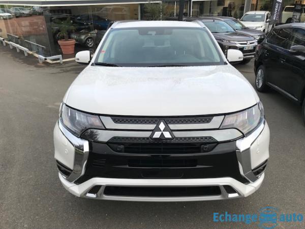 Mitsubishi Outlander PHEV III (2) TWIN MOTOR 4WD INTENSE MY20