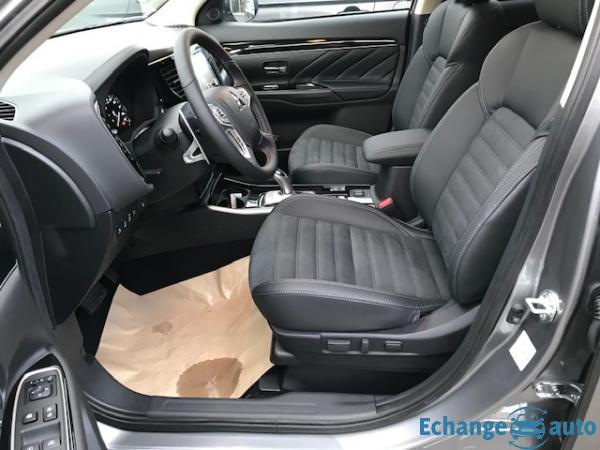 Mitsubishi Outlander PHEV III (2) TWIN MOTOR 4WD INTENSE MY20