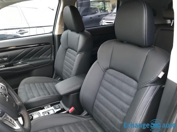 Mitsubishi Outlander PHEV III (2) TWIN MOTOR 4WD INTENSE MY20