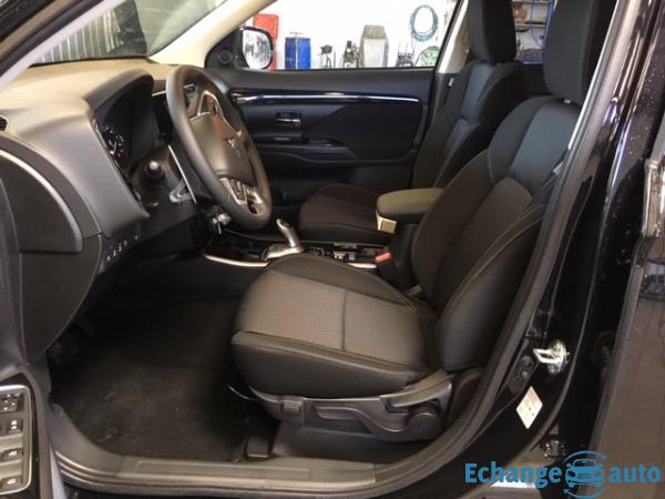 Mitsubishi Outlander PHEV III (2) TWIN MOTOR 4WD BUSINESS MY20