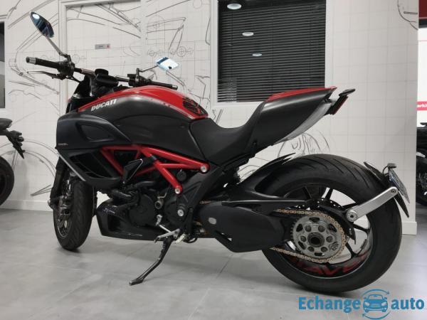 Ducati DIAVEL CARBON RED 1200
