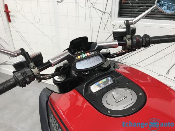 Ducati DIAVEL CARBON RED 1200