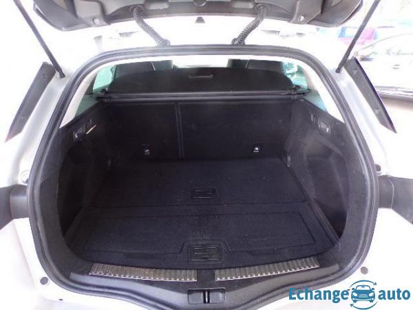 Renault Mégane IV ESTATE TCe 140 FAP Intens