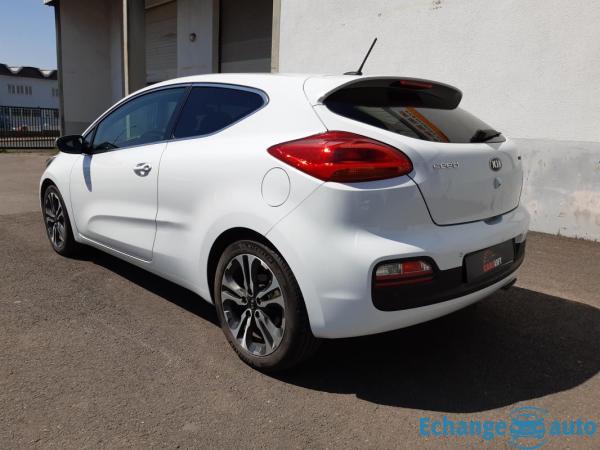 Kia Cee'd II 1.6 CRDI 16V 128