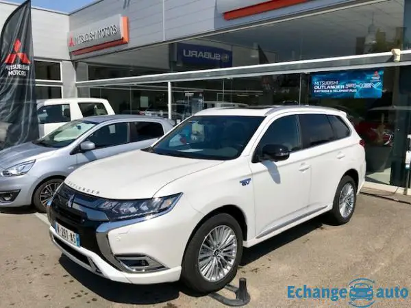 Mitsubishi Outlander PHEV 3 III (2) TWIN MOTOR 4WD INSTYLE MY19
