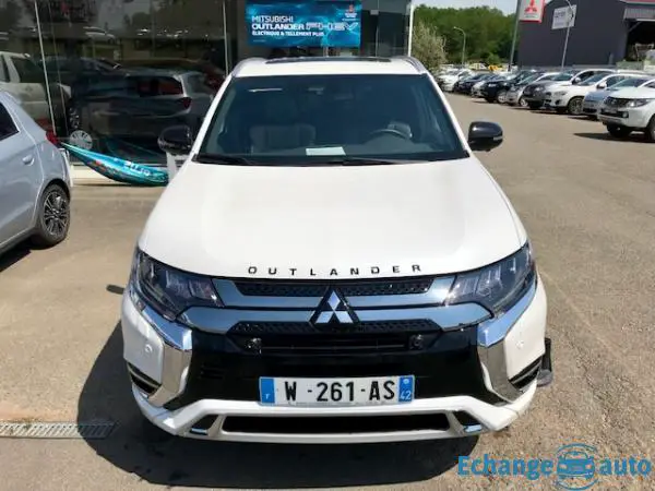 Mitsubishi Outlander PHEV 3 III (2) TWIN MOTOR 4WD INSTYLE MY19