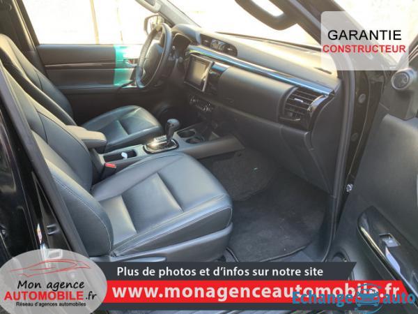 Toyota Hilux 2.4 D-4D Double Cabine/ Invincible