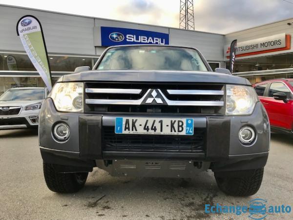 Mitsubishi Pajero III (2) 3.2 DI-D 170 INSTYLE BVA 5P EURO5