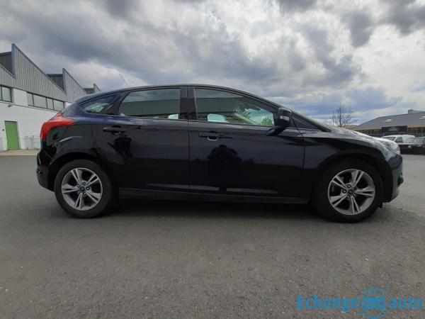 Ford Focus III HATCHBACK 1.6 TDCI FAP 95