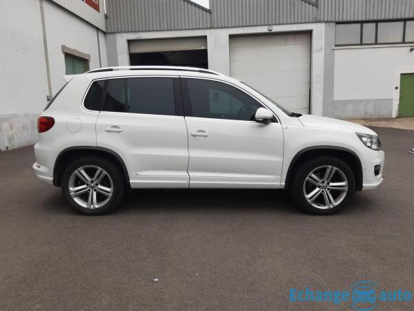 Volkswagen Tiguan 2.0 TDI 16V DPF 150 R LINE
