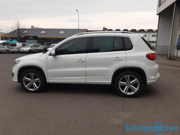 Volkswagen Tiguan 2.0 TDI 16V DPF 150 R LINE