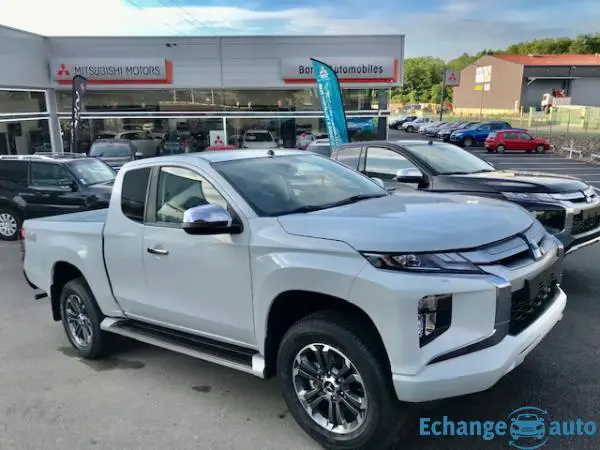 Mitsubishi L200 III CLUB CABINE 2.2 DI-D 150 INSTYLE MY20