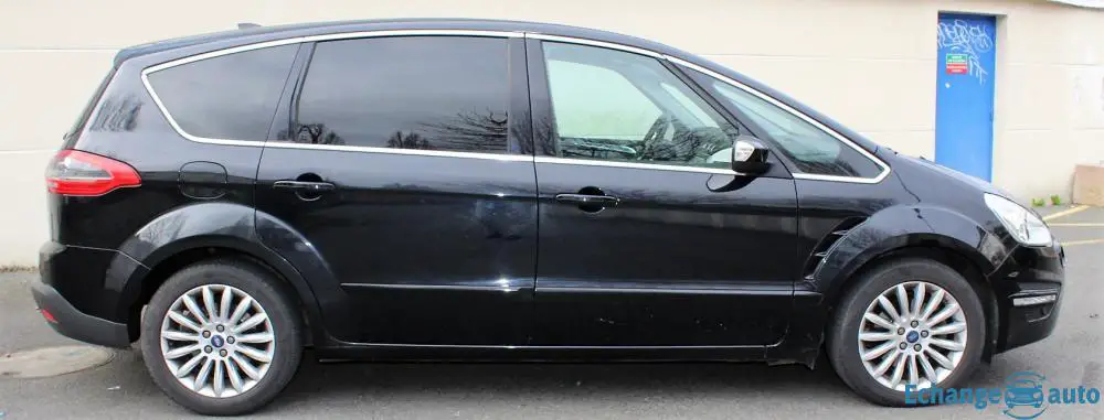 FORD - S-MAX TITANIUM 2L 140 CV 7 PLACES