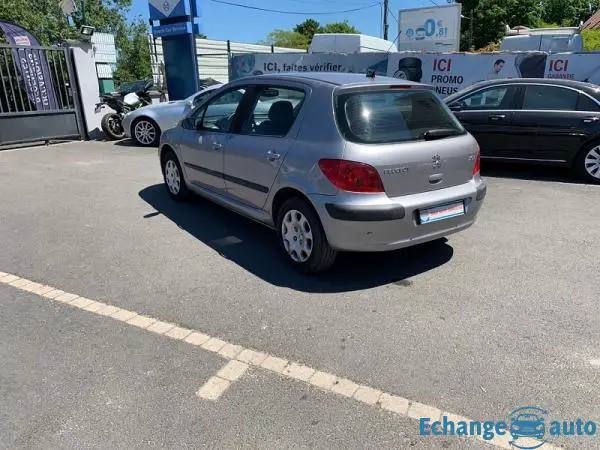 Peugeot 307 1.6 16V XT 5P