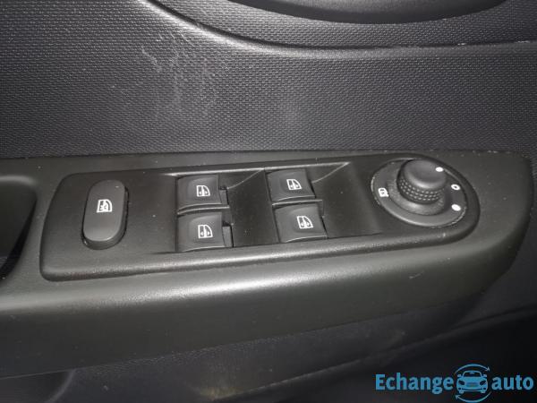 Renault Captur BUSINESS dCi 90 Energy EDC E6