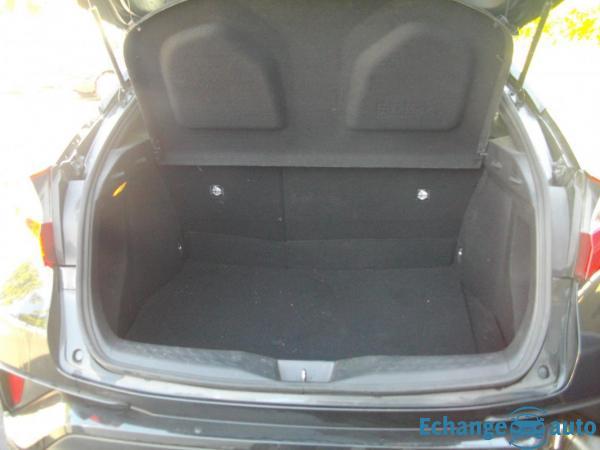 Toyota C-HR HYBRIDE 122H - BV E-CVT DISTINCTIVE