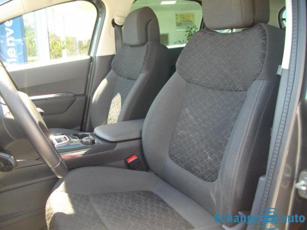 Peugeot 3008 1.6 BLUEHDI S&S - 120 ALLURE