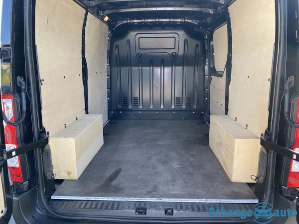 Renault Master FOURGON GRAND CONFORT L1H1 2.3 DCI 110 2T8