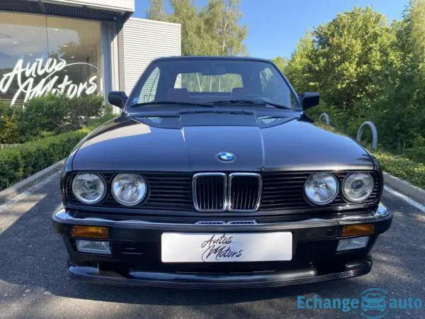 BMW Série 3 325 i CABRIOLET (E30)