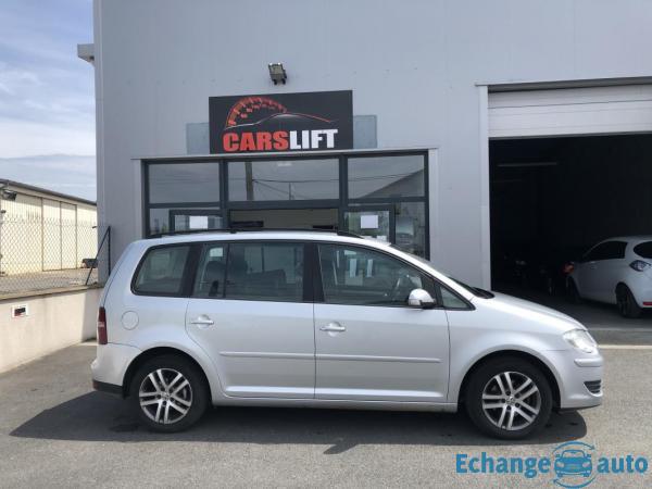 Volkswagen Touran 2.0 TDI 140CV CONFORTLINE
