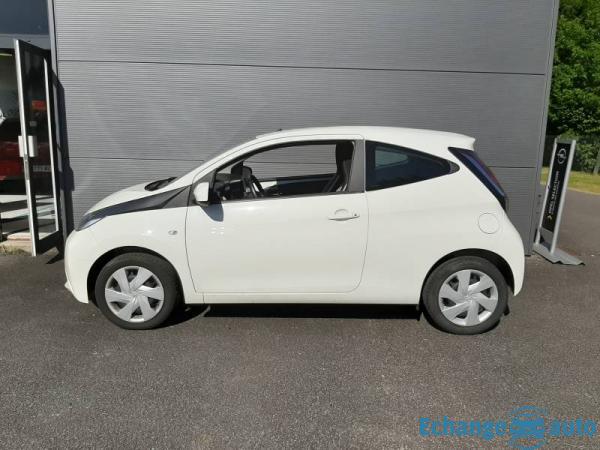 Toyota Aygo 1.0 VVT-i x-play
