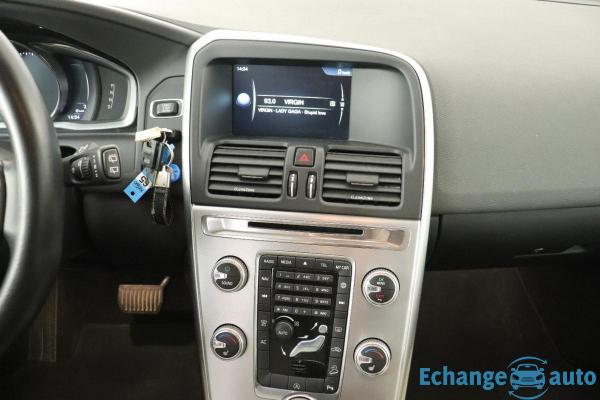 Volvo XC60 D4 AWD 190 ch Summum Geartronic A