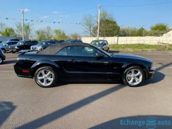 Ford Mustang Gt premium v8 2006 prix tout compris