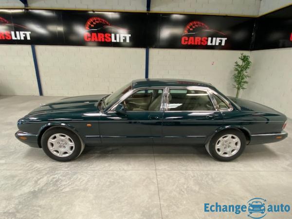 Jaguar XJ V8 4.0 SOVEREIGN 276 CH - GARANTIE 6 MOIS