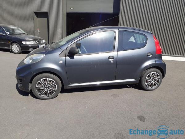 Peugeot 107 TRENDY 1.0 i 68 CH - GARANTIE 6 MOIS