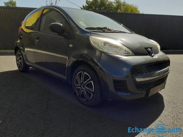 Peugeot 107 TRENDY 1.0 i 68 CH - GARANTIE 6 MOIS