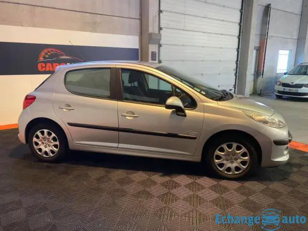 Peugeot 207 TRENDY / XLINE 1.4 E 75 CH