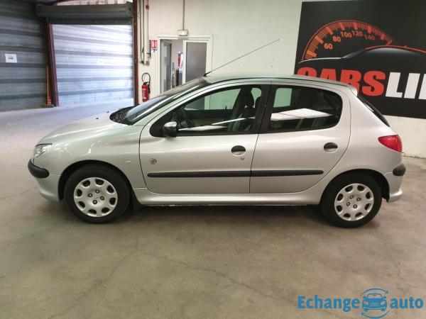 Peugeot 206 1.4 L HDI 70 CV POP ART