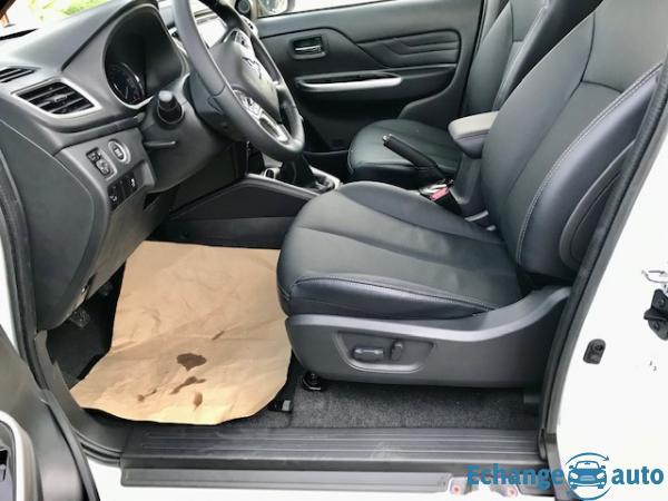 Mitsubishi L200 III CLUB CABINE 2.2 DI-D 150 INSTYLE MY20