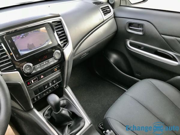 Mitsubishi L200 III CLUB CABINE 2.2 DI-D 150 INSTYLE MY20