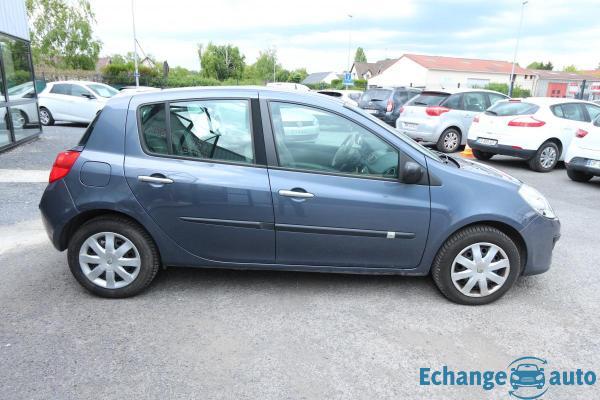 Renault Clio 3 DCI 85 PRIVILEGE