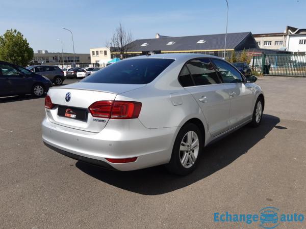 Volkswagen Jetta IV HYBRID 1.4 TSI 150