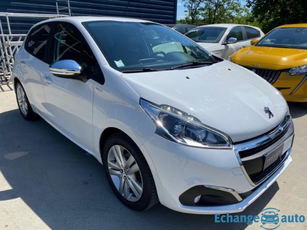 Peugeot 208 1.2I PURETECH 12V - 82 STYLE
