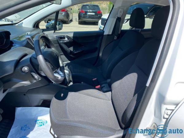 Peugeot 208 1.2I PURETECH 12V - 82 STYLE