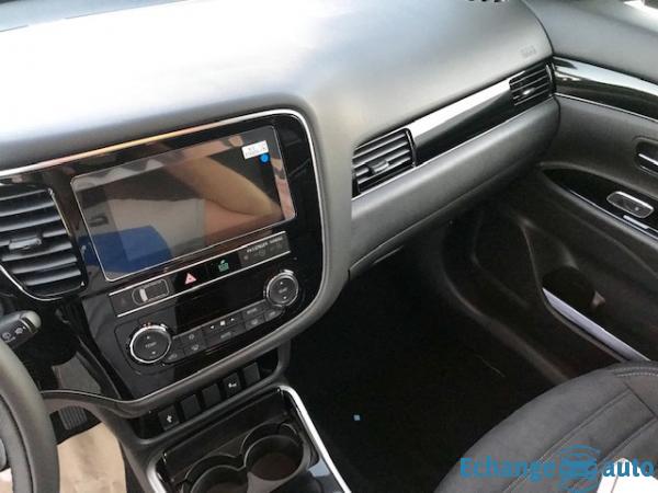 Mitsubishi Outlander PHEV III (2) TWIN MOTOR 4WD INTENSE MY19