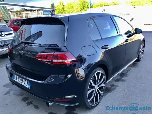 Volkswagen Golf VII 2.0 TSI 230 BLUEMOTION TECHNOLOGY GTI PERFORMANCE DSG6 5P