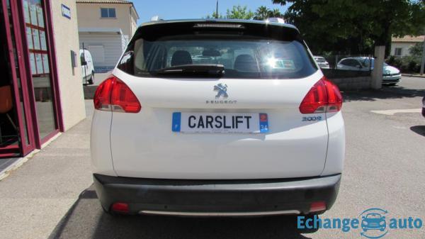 Peugeot 2008 1.2 VTI 82cv Allure