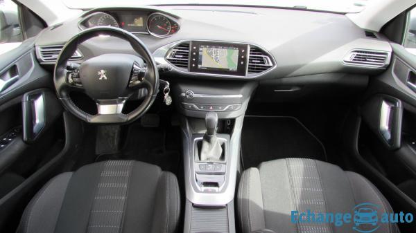 Peugeot 308 1.2 e-THP 130cv Allure