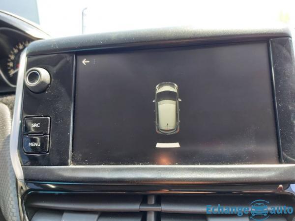 Peugeot 208 Puretech 82 ALLURE