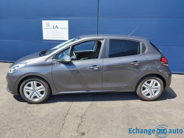 Peugeot 208 Puretech 82 Signature