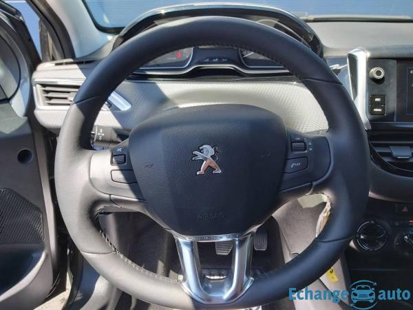 Peugeot 208 Puretech 82 Signature