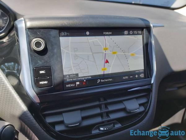 Peugeot 208 Puretech 82 Signature