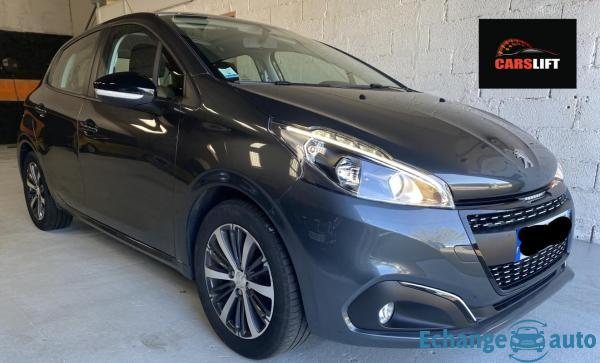 Peugeot 208 Phase 2 5 Portes 1.2 VTi 12V 82ch GARANTIE 6 MOIS