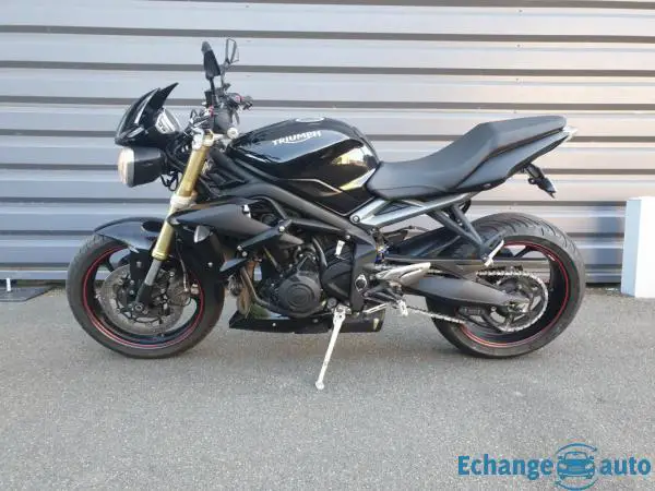 Triumph STREET TRIPLE A2 675